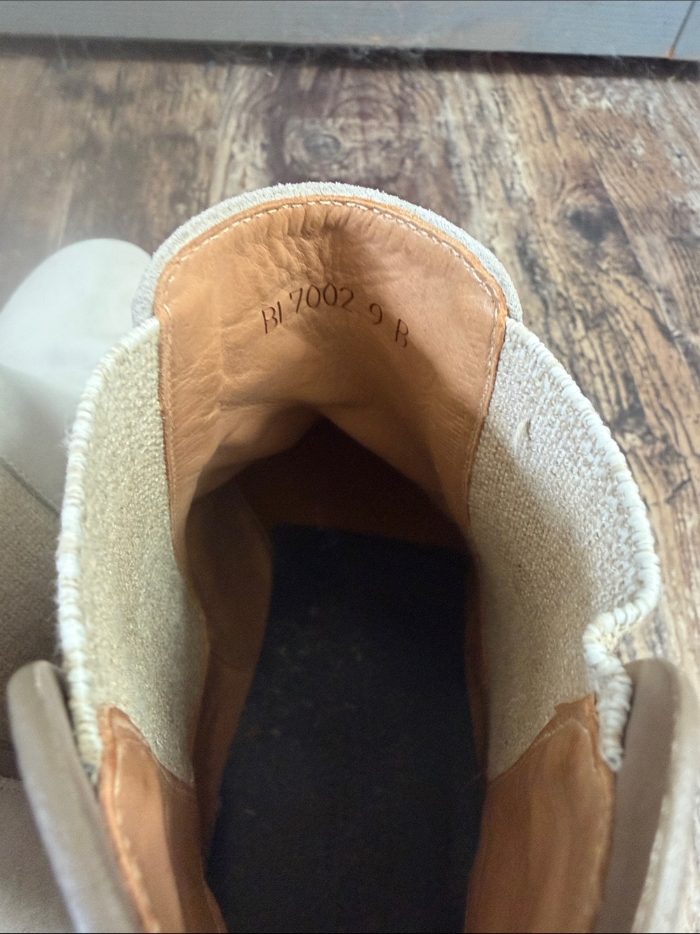 Lucchese Antonia Round Toe Pull on Booties Size 9B - Picture 7 of 11